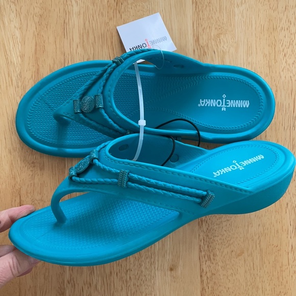 🔥CLEARANCE🔥Minnetonka Sandals 🩴 - Picture 4 of 6